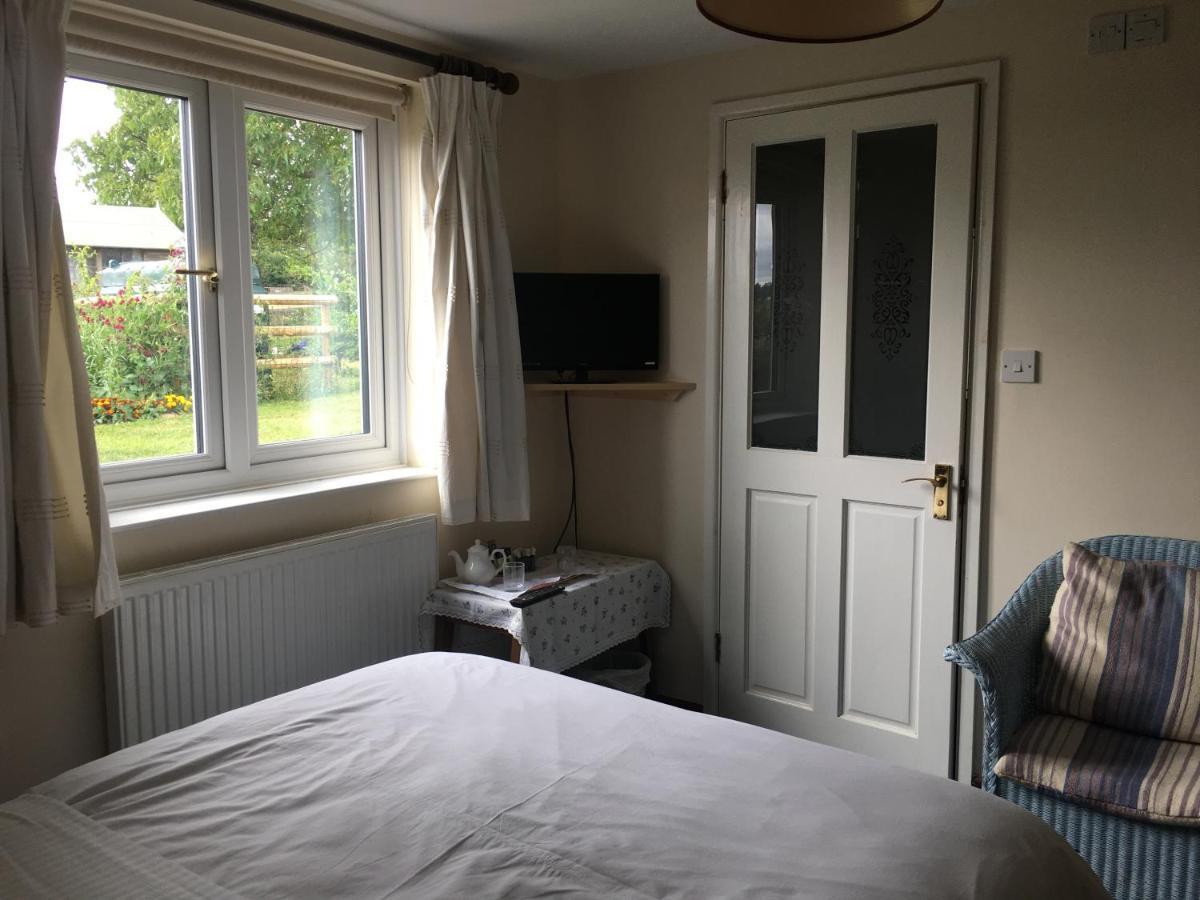 Grove Farm B&B Leominster Exteriör bild